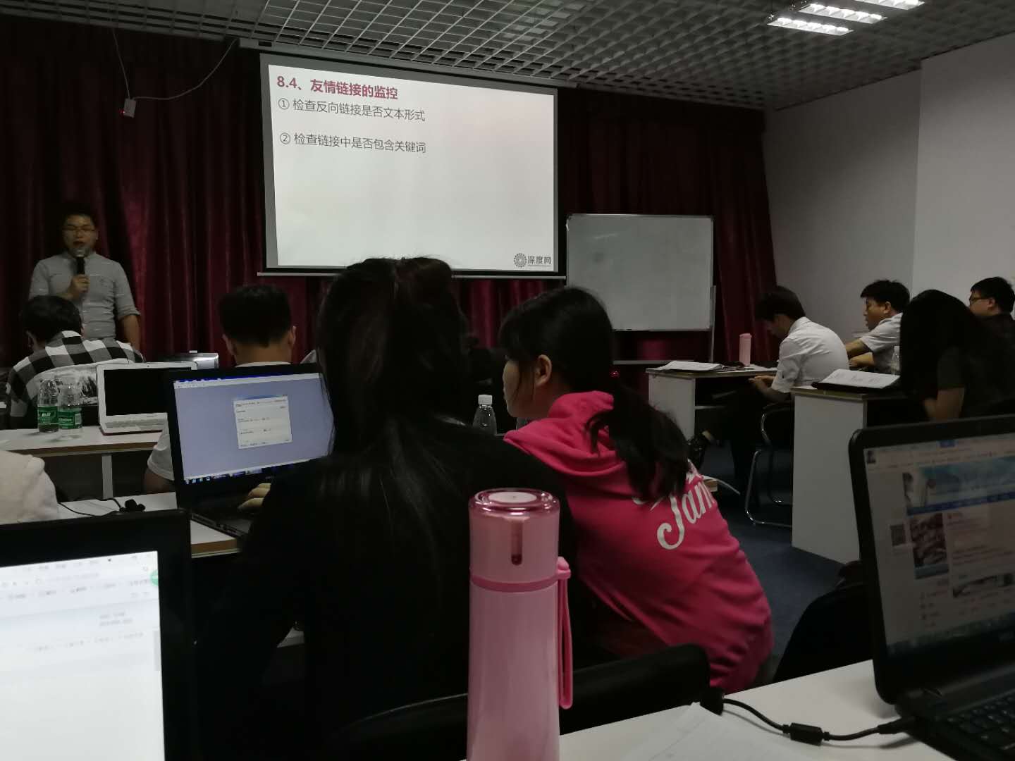 喜有沃304不銹鋼裝飾管全網營銷.jpg