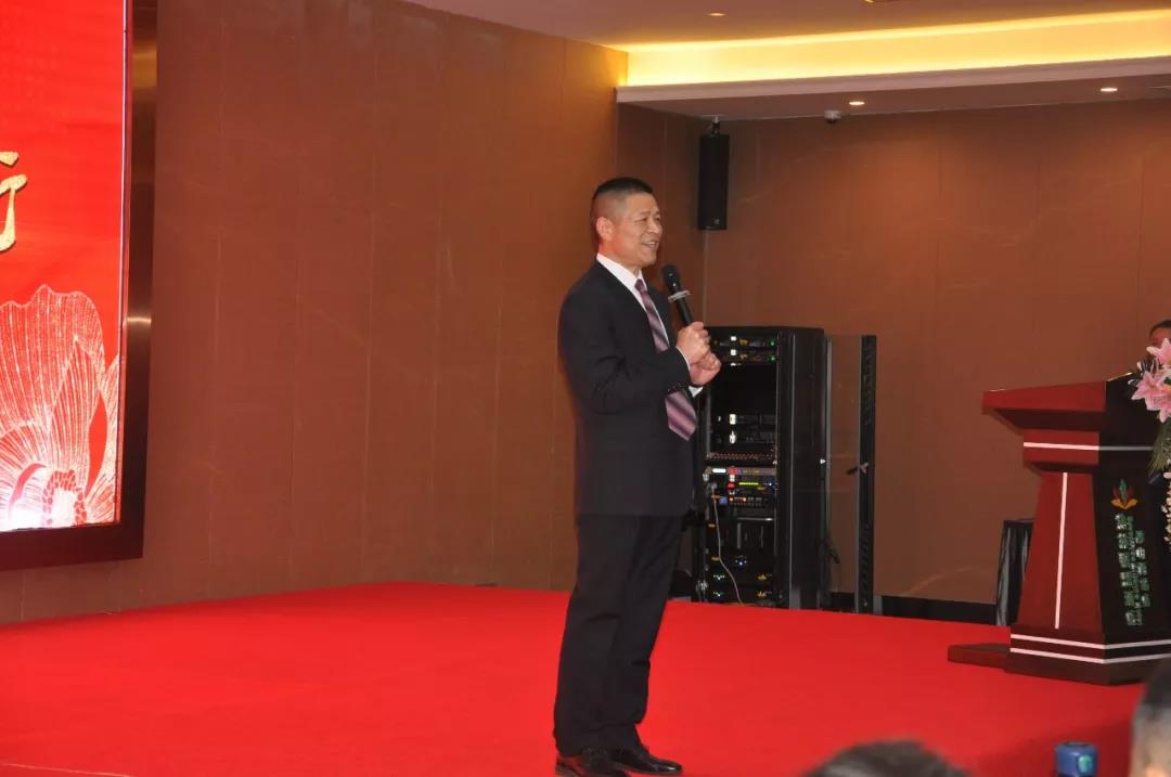 喜有沃不銹鋼董事長.jpg
